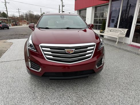 Used 2017 Cadillac XT5 Luxury w/ Driver Awareness Package image 21