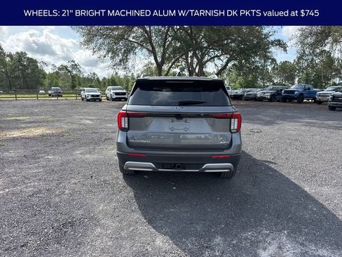 Certified 2025 Ford Explorer Platinum w/ LUX Leather Package AWD/4WD image 5