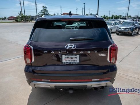 Used 2023 Hyundai Palisade Limited FWD image 4