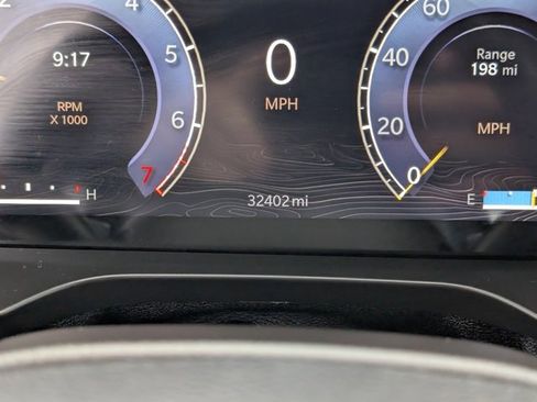 Used 2023 Jeep Grand Cherokee Altitude image 14