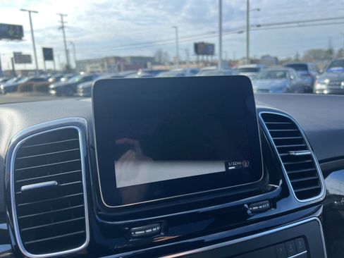 Certified 2018 Mercedes-Benz GLE 350 4MATIC image 28