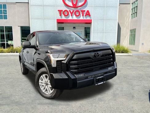 Certified 2025 Toyota Tundra SR5 image 3