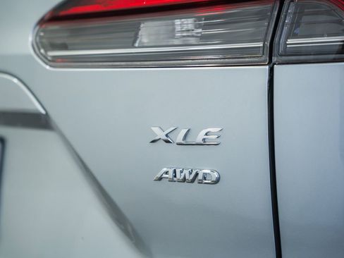 New 2026 Toyota Corolla Cross XLE AWD/4WD image 7