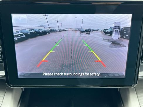 Used 2023 Ford Explorer XLT w/ Equipment Group 202A image 29