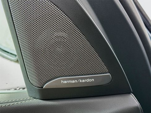 New 2026 BMW X5 xDrive40i w/ Climate Comfort Package image 19