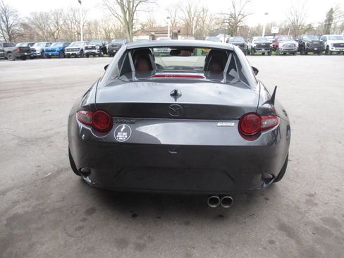 Used 2019 MAZDA MX-5 Miata RF Grand Touring RWD image 9