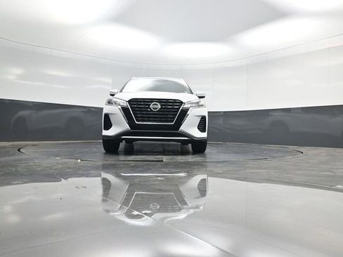 Used 2021 Nissan Kicks SV image 51