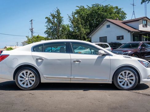 Used 2016 Buick LaCrosse Leather w/ Experience Buick Package FWD image 5