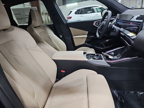 New 2026 BMW X3 xDrive30 w/ Premium Package image 10