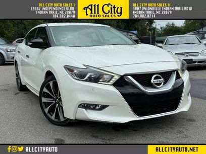 Used 2016 Nissan Maxima SR w/ Interior Lighting Package