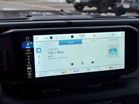 New 2026 Jeep Gladiator Sport image 29