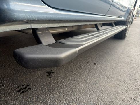 Used 2024 Ford Ranger XLT w/ FX4 Off-Road Package image 9