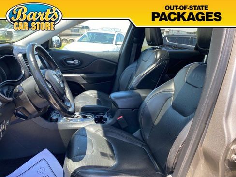 Used 2019 Jeep Cherokee Limited AWD/4WD image 26