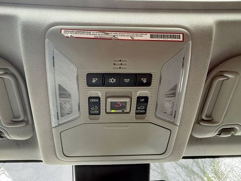 Used 2020 Toyota RAV4 XLE image 24