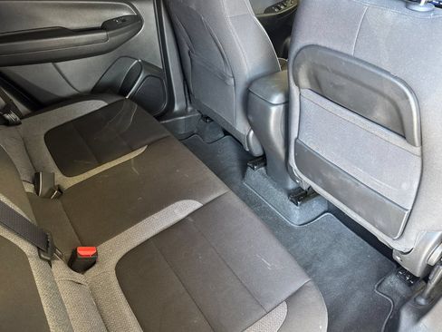 Used 2024 Chevrolet TrailBlazer LT w/ LT Cold Weather Package FWD image 19
