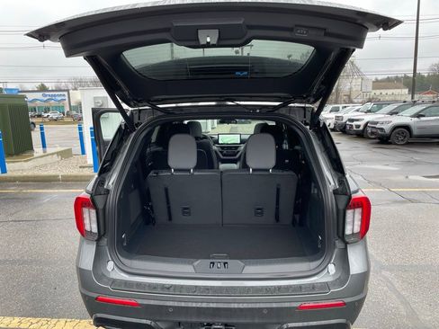 New 2026 Ford Explorer ST-Line image 24