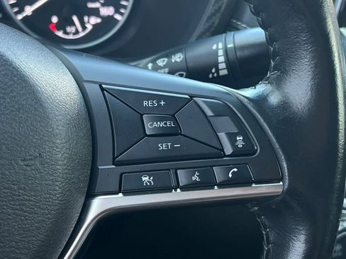 Used 2023 Nissan Sentra SV FWD image 28