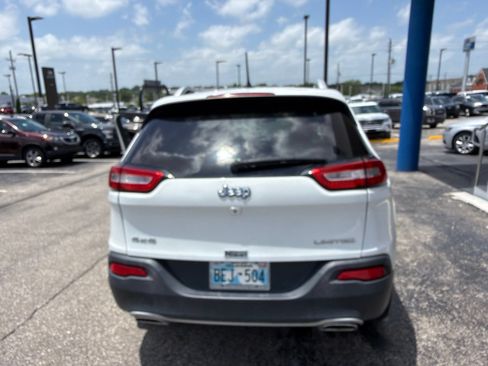Used 2015 Jeep Cherokee Limited AWD/4WD image 6