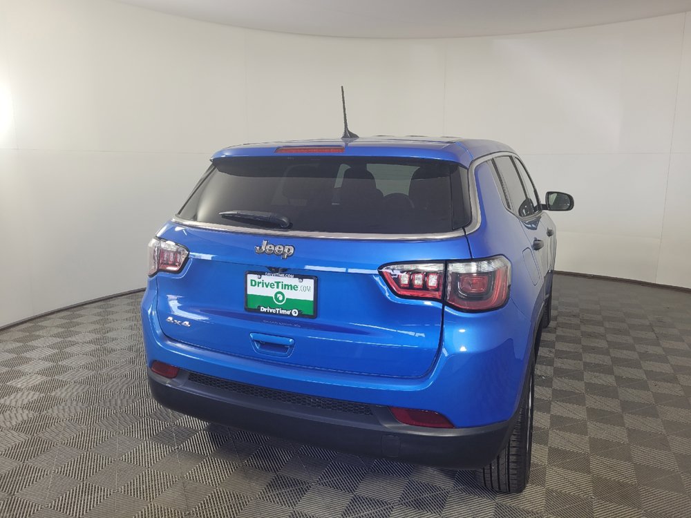 Used 2025 Jeep Compass Sport AWD/4WD image 7