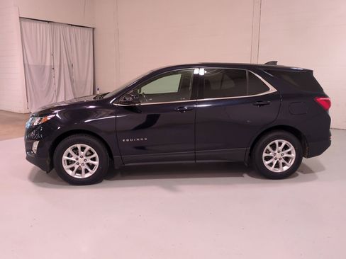Used 2020 Chevrolet Equinox LT w/ Driver Convenience Package FWD image 7