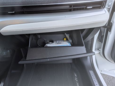 Used 2022 Ford Mustang Mach-E Premium w/ Ice White Appearance Package image 35