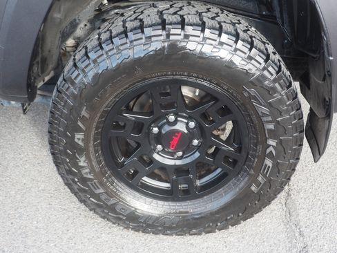 Used 2019 Toyota 4Runner SR5 image 7