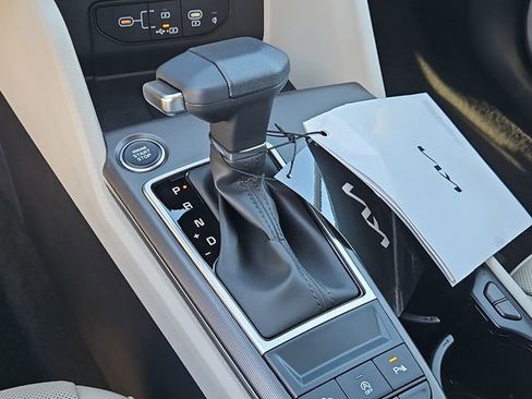 New 2026 Kia Sportage EX image 27