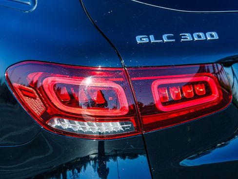 Certified 2022 Mercedes-Benz GLC 300 GLC 300 image 8