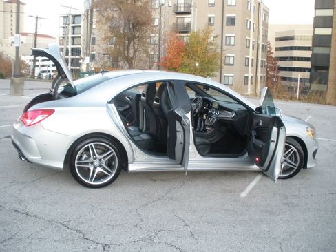 Used 2014 Mercedes-Benz CLA 250 4MATIC image 23