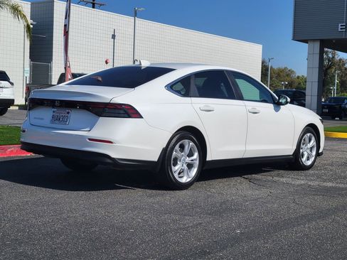 Used 2025 Honda Accord LX image 4
