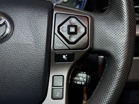 Used 2023 Toyota Tacoma SR5 RWD image 32