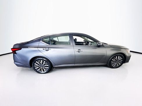 Certified 2023 Nissan Altima 2.5 SV image 4