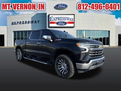 Used 2022 Chevrolet Silverado 1500 LTZ w/ LTZ Convenience Package II AWD/4WD image 11