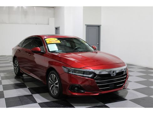 Used 2021 Honda Accord EX image 3