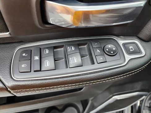 Used 2020 RAM 2500 Laramie image 49