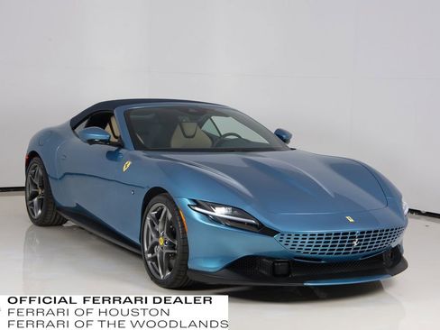 Used 2025 Ferrari Roma Spider image 25