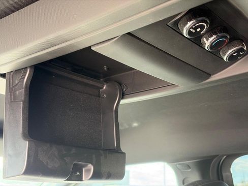 Used 2017 Dodge Grand Caravan GT FWD image 11