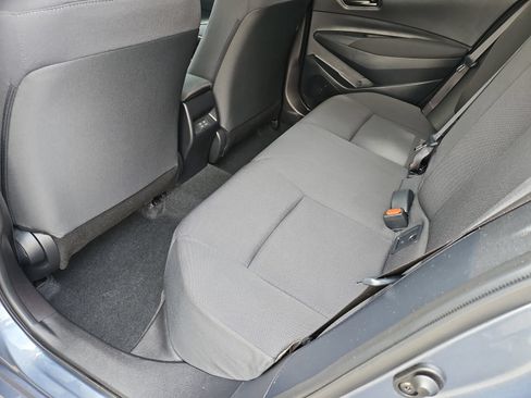 Used 2025 Toyota Corolla LE w/ Convenience Package FWD image 33