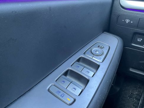 Used 2024 Hyundai Palisade Limited image 18