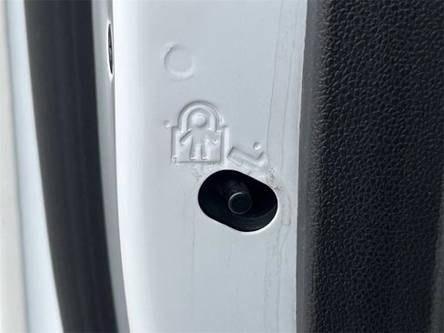 Used 2024 GMC Sierra 2500 Denali w/ Denali Reserve Package image 14