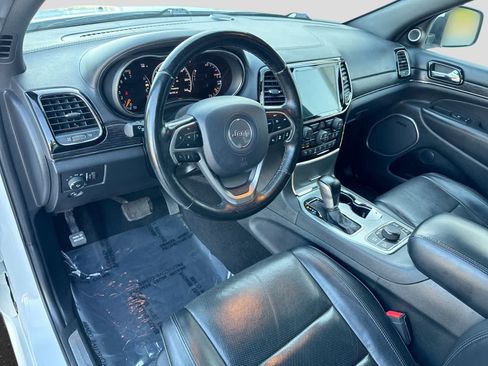 Used 2020 Jeep Grand Cherokee High Altitude AWD/4WD image 2