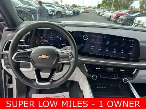 Used 2025 Chevrolet Tahoe Premier image 18