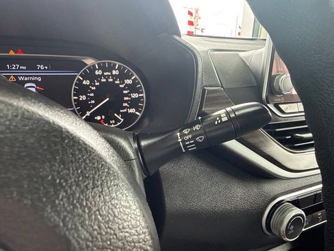 Used 2025 Nissan Altima 2.5 SV FWD image 22
