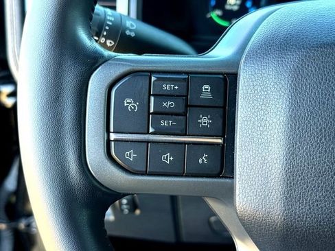 Certified 2022 Ford F150 Lightning Lariat image 13