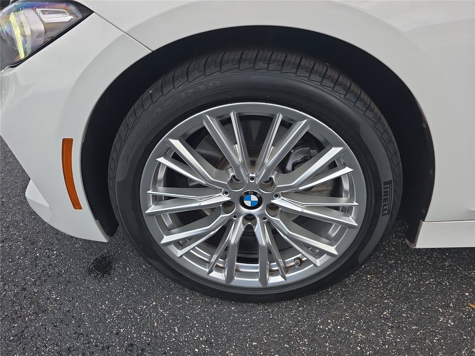 Used 2023 BMW 330i Sedan w/ Driving Assistance Package RWD image 25