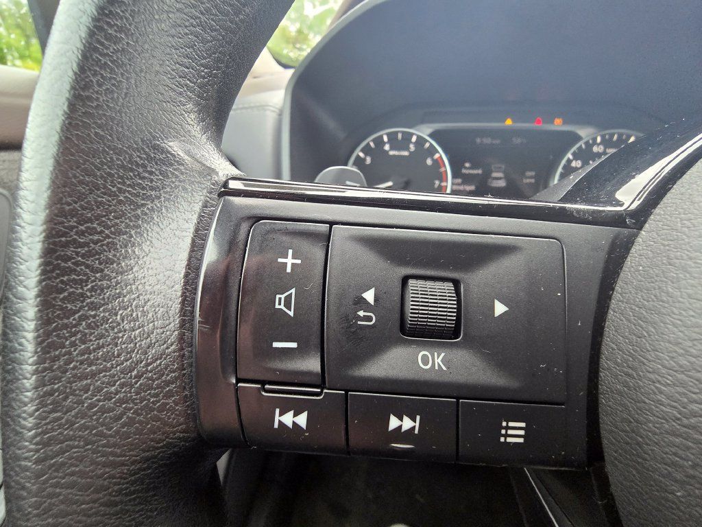 Used 2021 Nissan Rogue S AWD/4WD image 22