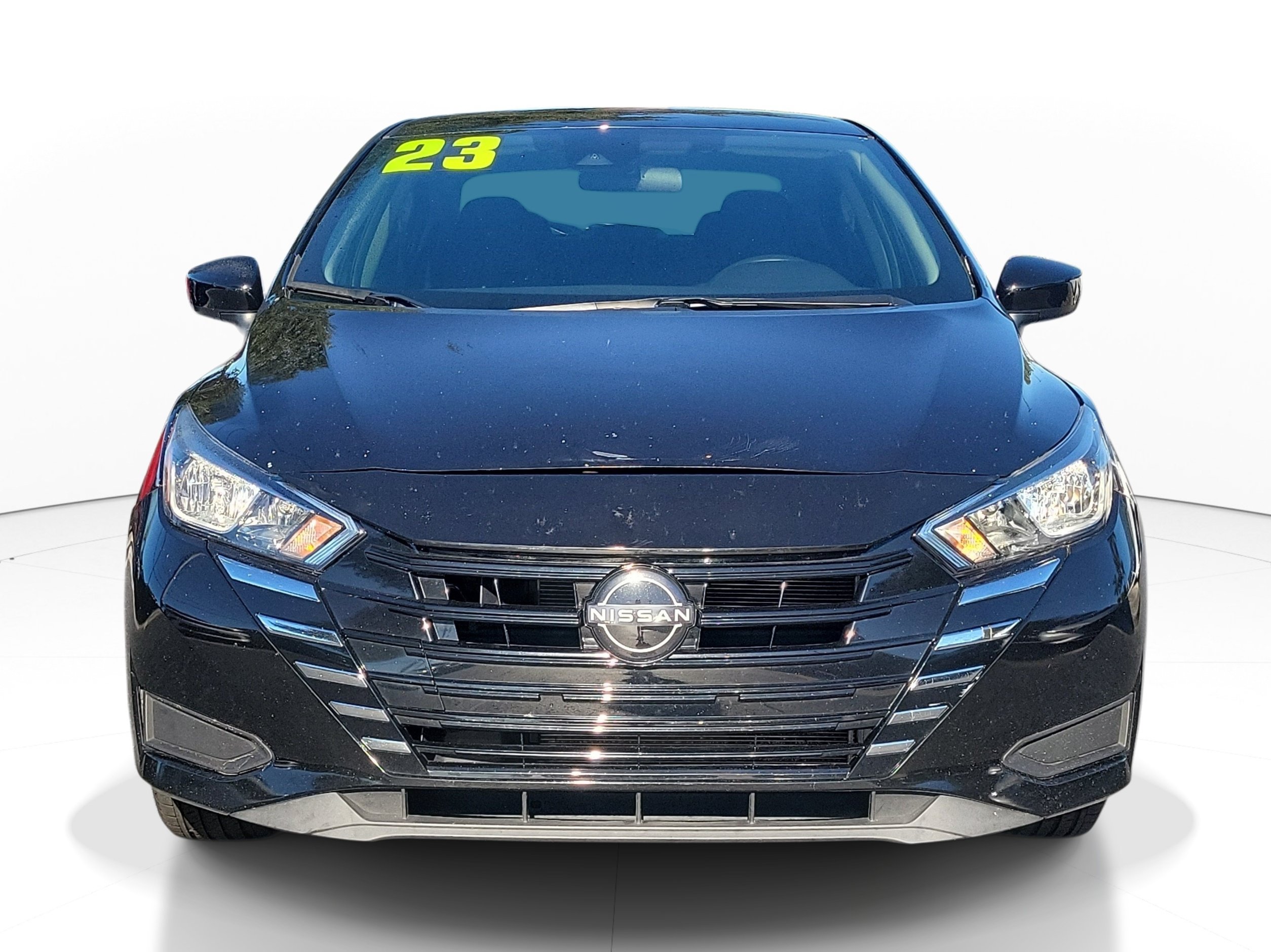 Certified 2023 Nissan Versa SV FWD image 2