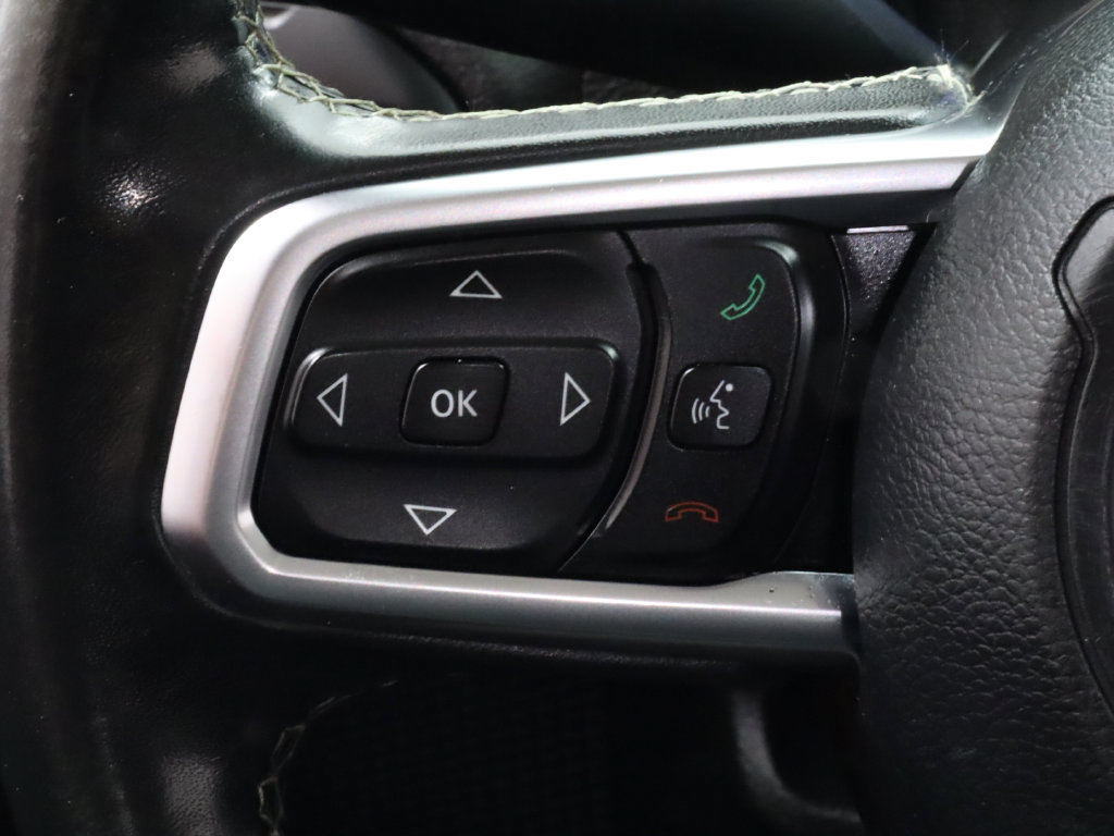 Used 2019 Jeep Wrangler Unlimited Sahara w/ LED Lighting Group AWD/4WD image 15