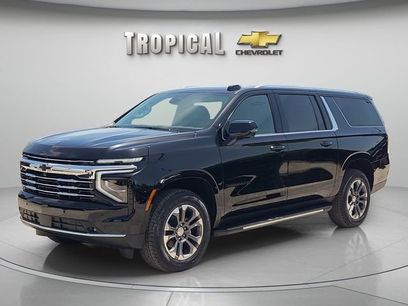 New 2026 Chevrolet Suburban LT w/ Comfort Package