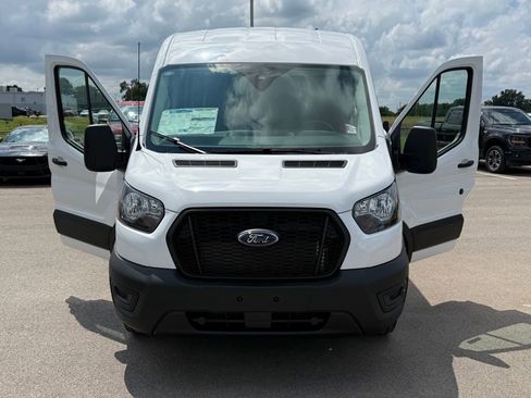 New 2025 Ford Transit 250 148 Medium Roof w/ Load Area Protection Package image 37